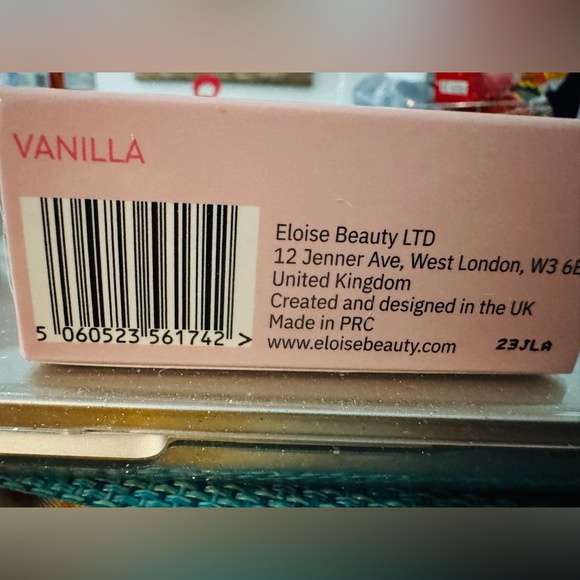 ELOISE Flawless loose setting powder (Vanilla) - Picture 6 of 8